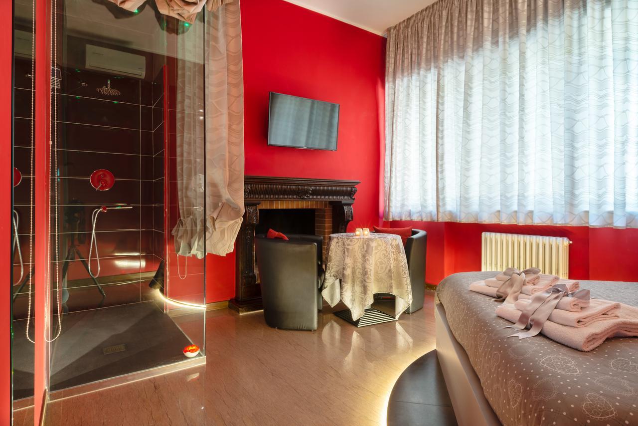 Villa Domus Salento Suites & Rooms Con Parcheggio Privato In Loco Lecce Exteriér fotografie