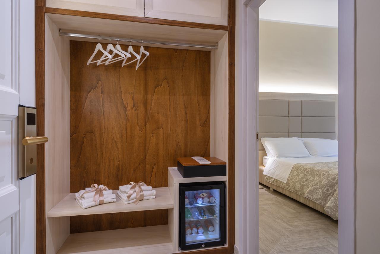 Villa Domus Salento Suites & Rooms Con Parcheggio Privato In Loco Lecce Exteriér fotografie