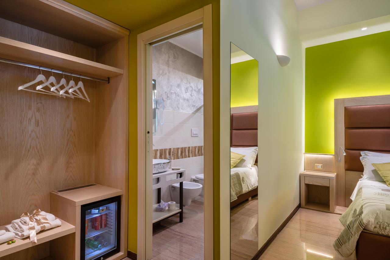 Villa Domus Salento Suites & Rooms Con Parcheggio Privato In Loco Lecce Exteriér fotografie
