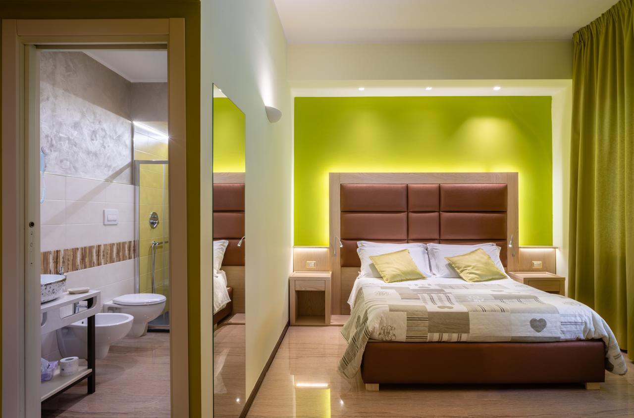 Villa Domus Salento Suites & Rooms Con Parcheggio Privato In Loco Lecce Exteriér fotografie