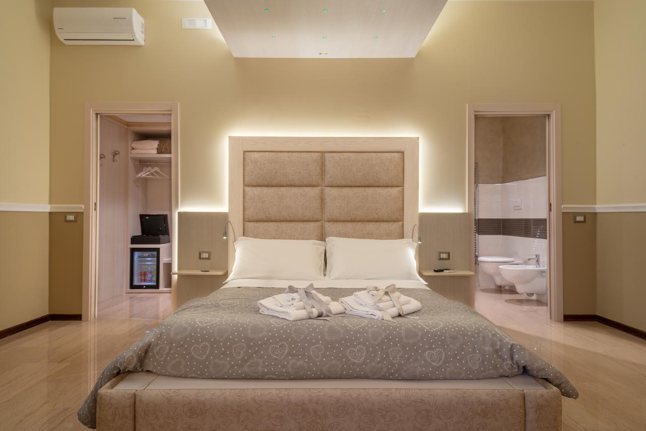 Villa Domus Salento Suites & Rooms Con Parcheggio Privato In Loco Lecce Exteriér fotografie